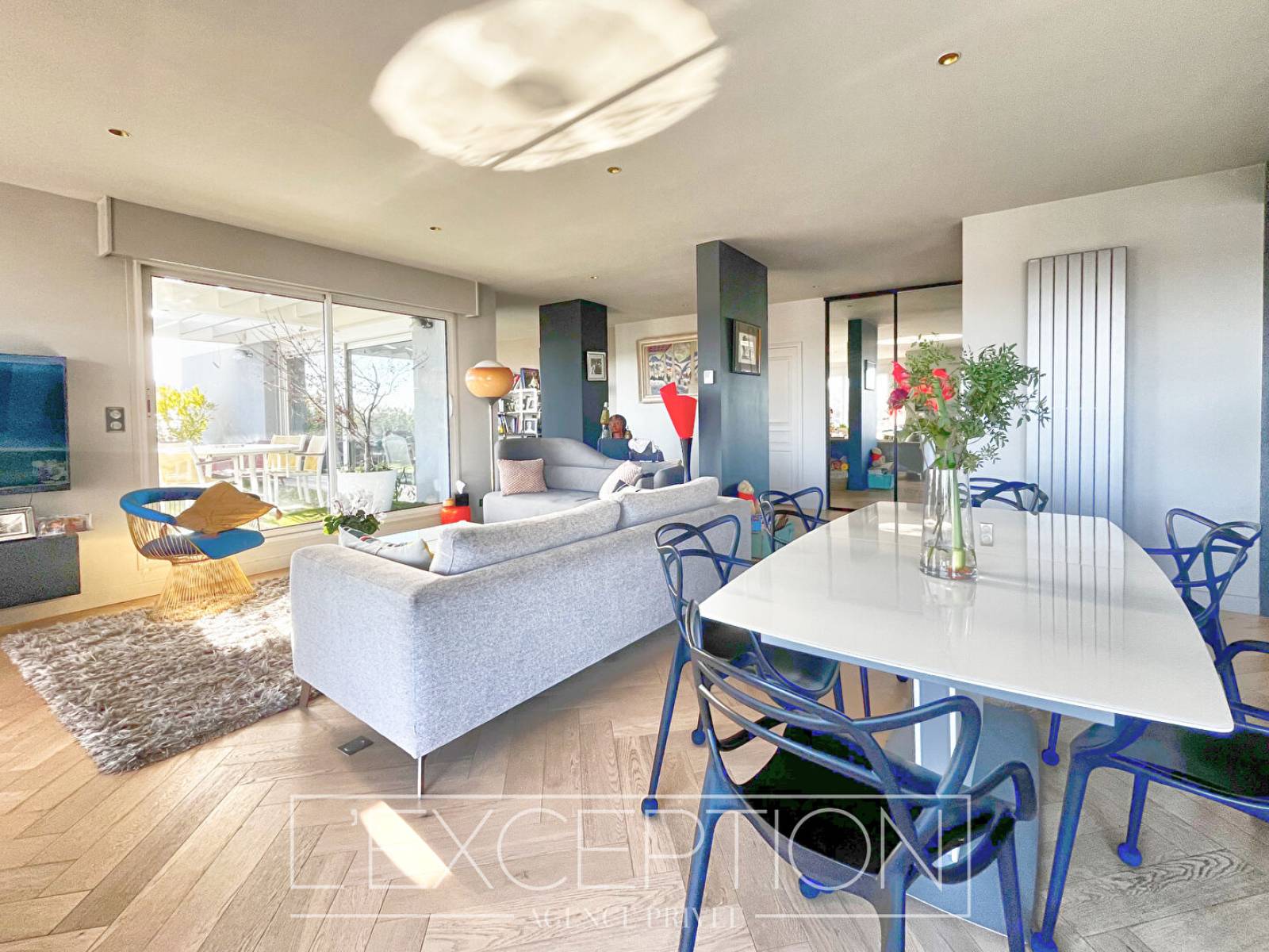 Appartement avec vue imprenable sur le Jardin du Mail et la Cathédrale