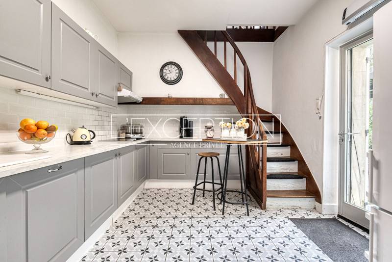 Propriété de charme 4 chambres avec parc arboré de 5.300 m² situé au bord d'une rivière, à Segré-en-Anjou Bleu, à 30 minutes d’Angers