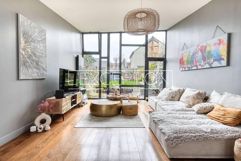 Maison angevine de 4 chambres avec esprit loft dans un quartier recherché proche de la gare d'Angers