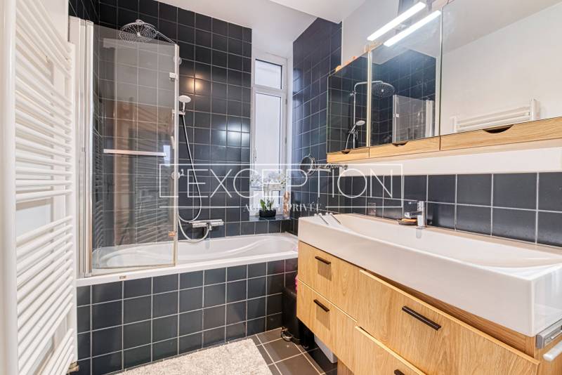 Maison angevine de 4 chambres avec esprit loft dans un quartier recherché proche de la Gare d'Angers