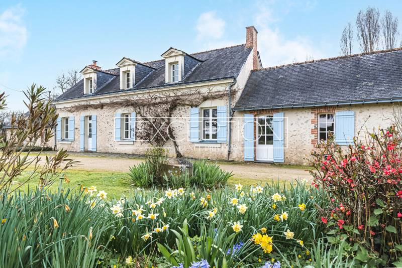 Authentique longère de charme au coeur d'un écrin de nature