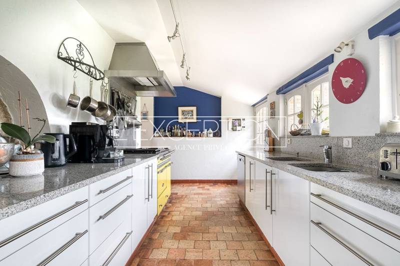 Authentique longère de charme au coeur d'un écrin de nature