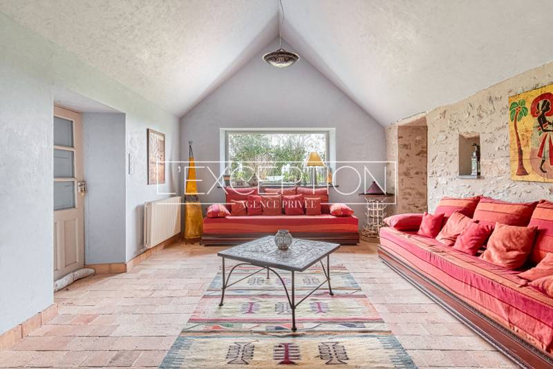 Authentique longère de charme au coeur d'un écrin de nature