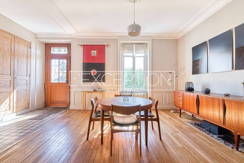 Propriété de caractère conjuguant élégance, fonctionnalité et potentiel