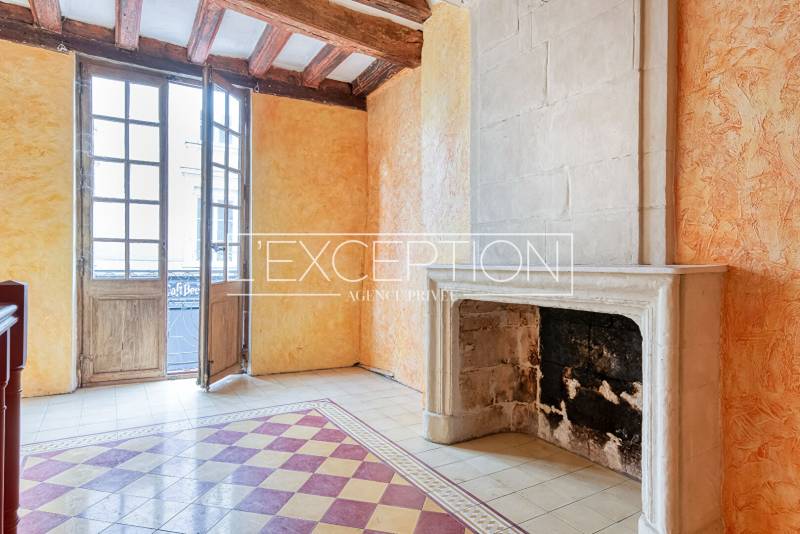MAISON René LIGER du XVIème siècle au coeur d'Angers